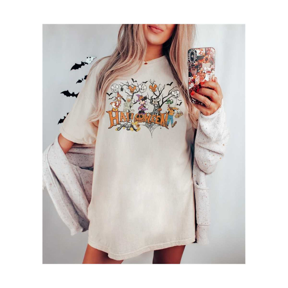 31102023111920-vintage-mickey-and-friends-halloween-shirt-disney-halloween-image-1.jpg