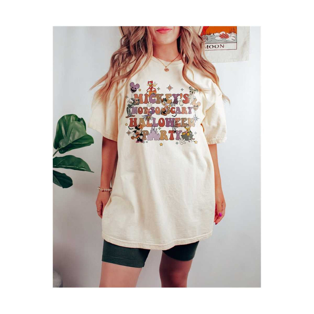 31102023111919-vintage-mickey-not-scary-halloween-party-shirt-disney-image-1.jpg