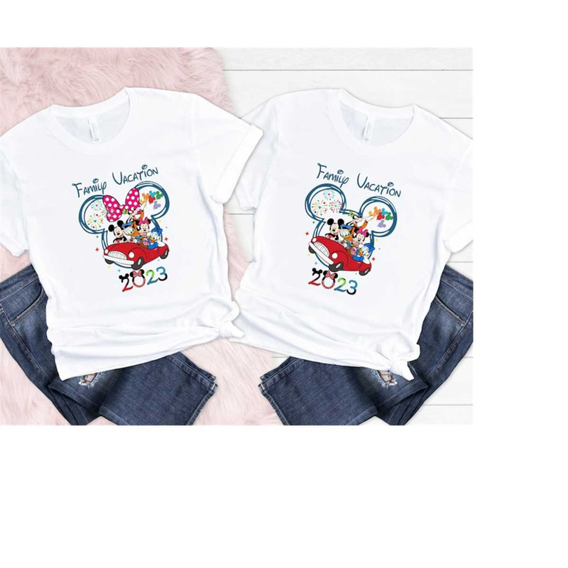 MR-31102023112821-disney-mickey-and-friends-family-vacation-2023-shirt-disney-image-1.jpg