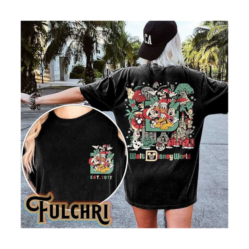 31102023113112-retro-walt-disney-world-mickey-and-friends-christmas-shirt-image-1.jpg