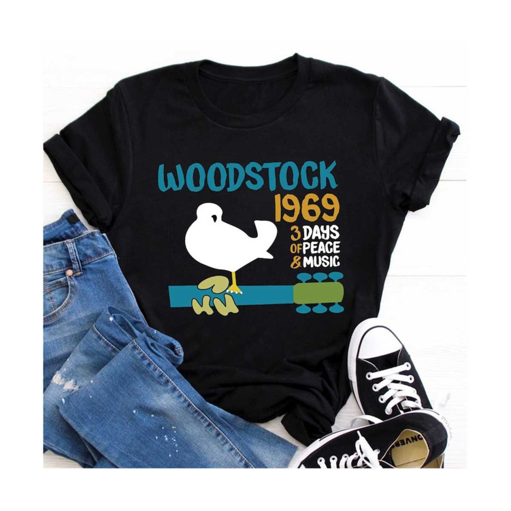 31102023115232-woodstock-festival-1969s-woodstock-t-shirt-vintage-music-image-1.jpg