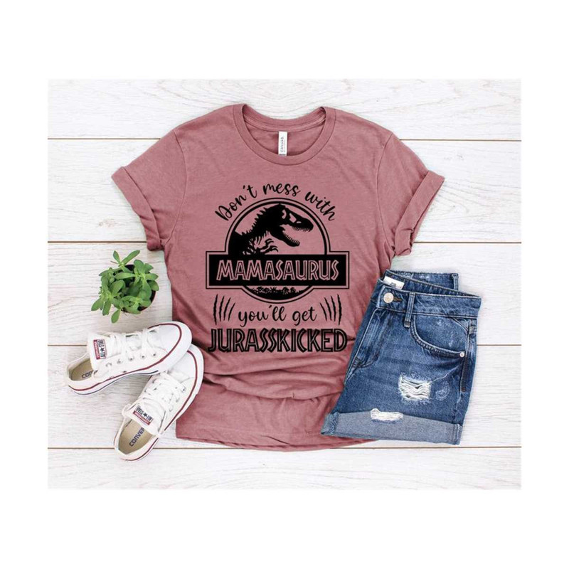 31102023115441-mama-saurus-shirt-dinosaur-mom-shirt-mamasaurus-t-shirt-image-1.jpg