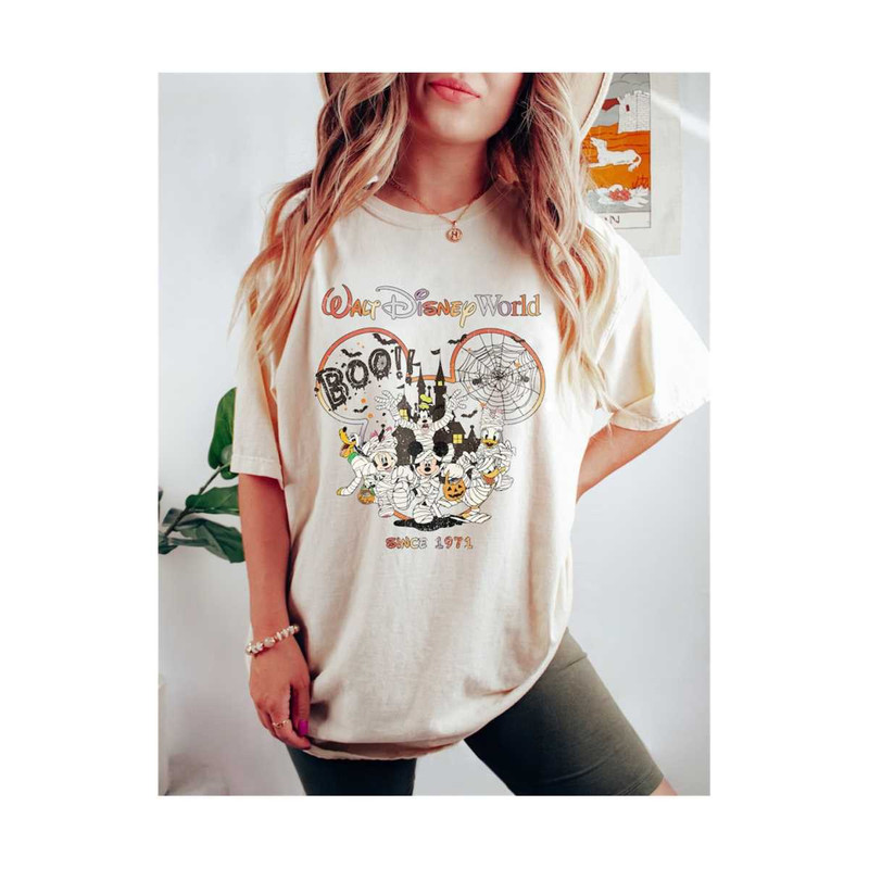 3110202313415-vintage-disneyworld-1971-halloween-shirt-mickey-and-friends-image-1.jpg