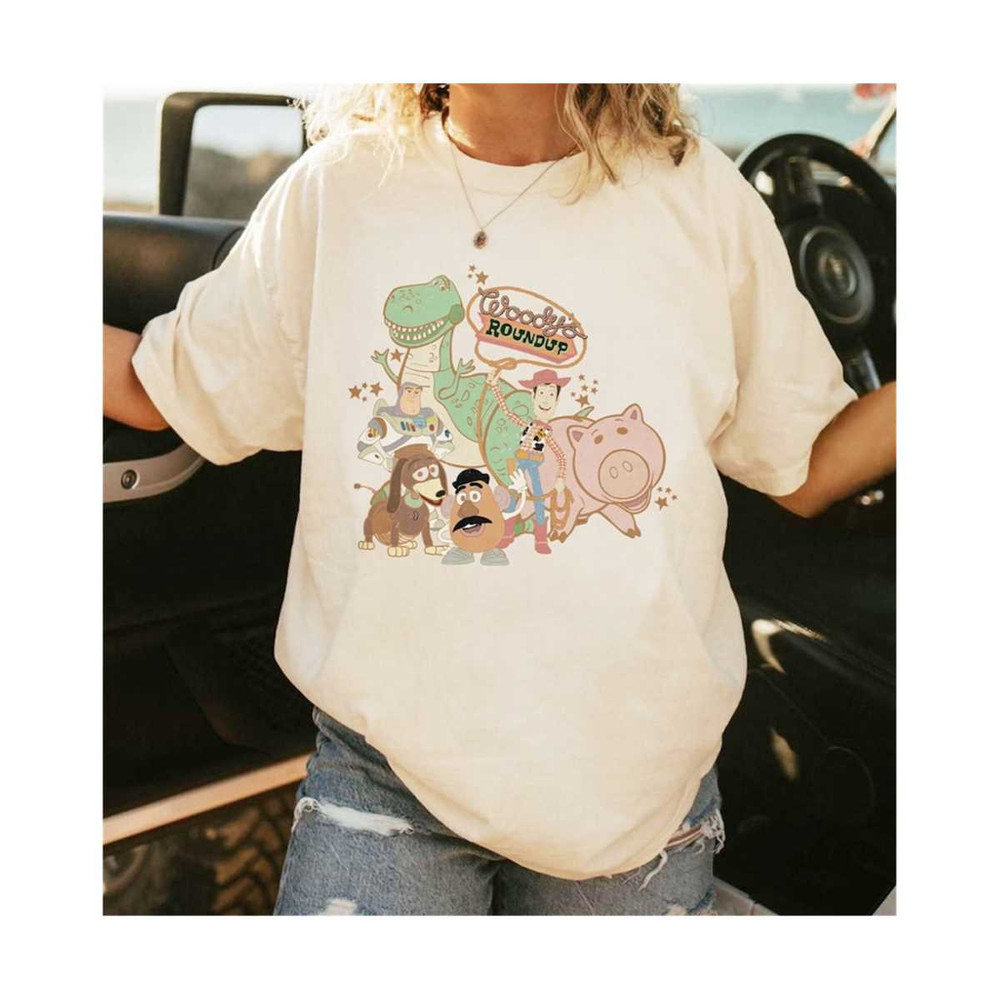 31102023134210-vintage-toy-story-friends-shirt-disney-group-shirt-toy-story-image-1.jpg