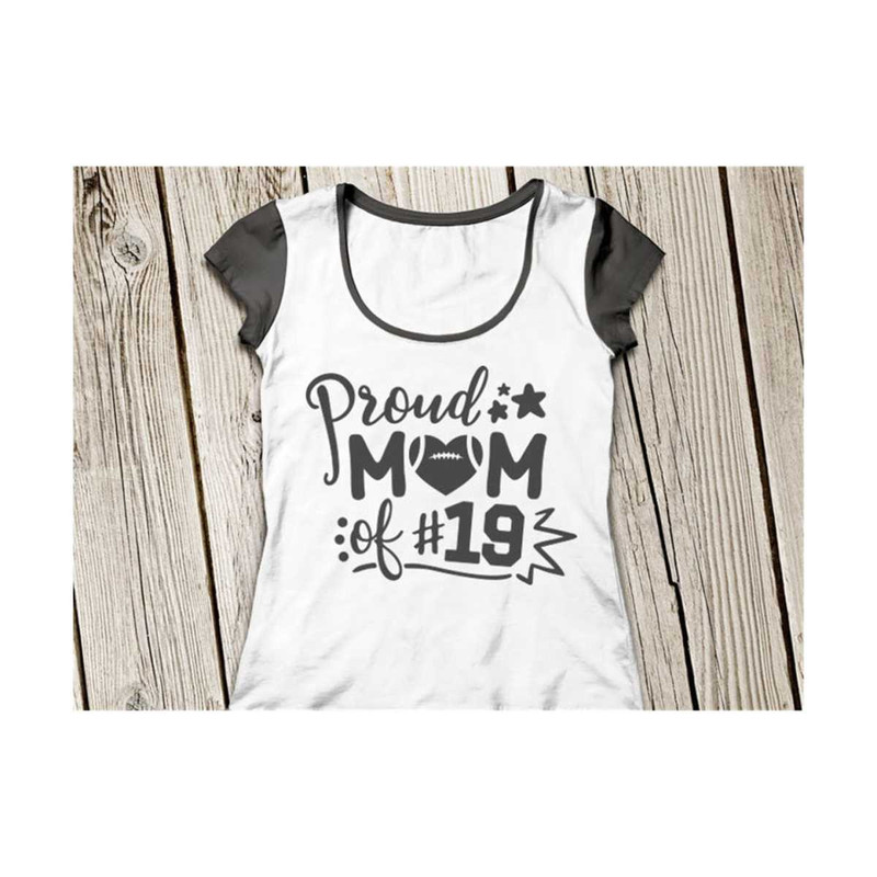 31102023145047-football-mom-svg-proud-mom-svg-changable-number-football-image-1.jpg