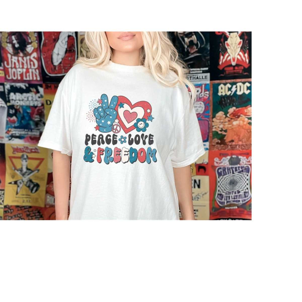 MR-31102023165423-peace-love-freedom-retro-png-sublimation-design-4th-july-image-1.jpg