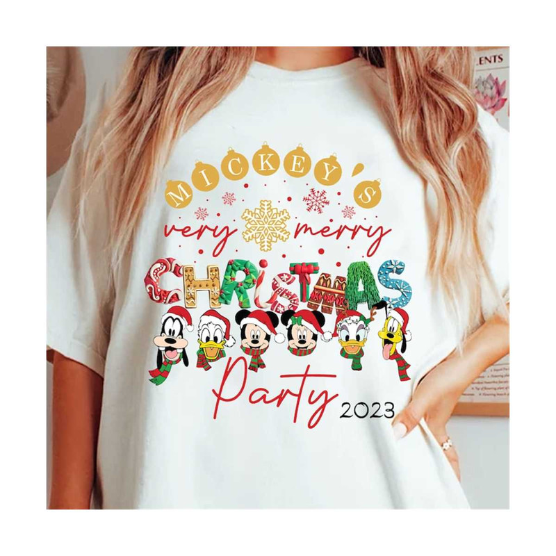 1112023142746-christmas-mouse-and-friends-very-merry-christmas-party-png-image-1.jpg