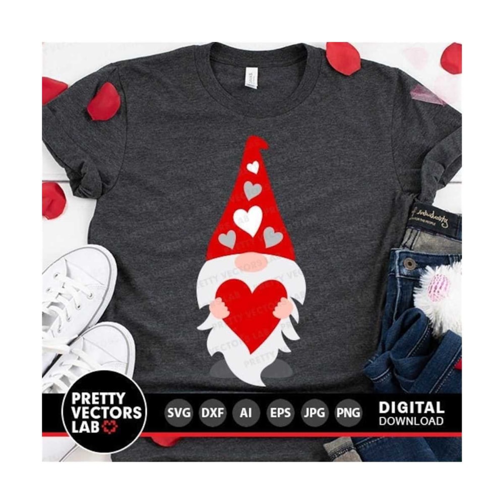 1112023152154-gnome-with-heart-svg-valentines-day-cut-files-valentine-image-1.jpg