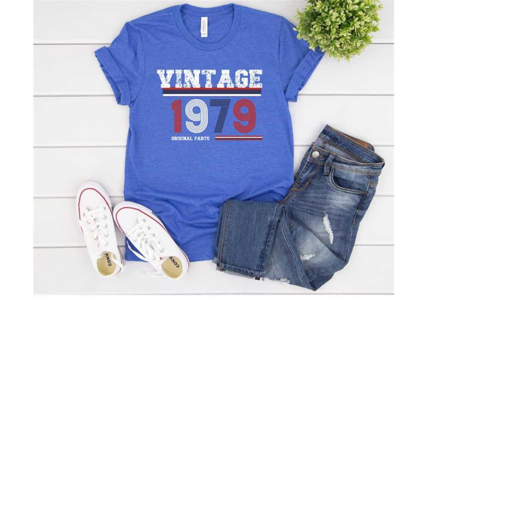 MR-1112023165717-1979-vintage-tshirt-retro-birthday-shirt-for-him-unisex-tees-image-1.jpg