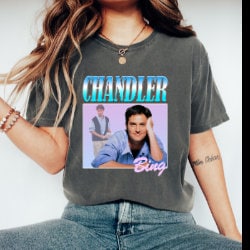 chandler bing shirt chandler bing tshirt,chandler bing shirt,vintage chandler bing tee,matthew perry shirt,friends shirt