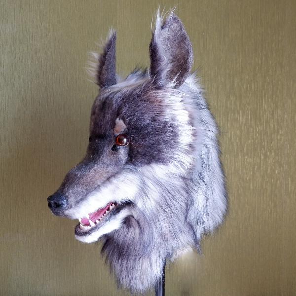 wolf_mask_cosplay_party_1.JPG