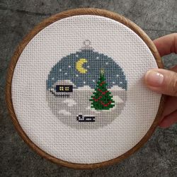 Small cross stitch pattern PDF / Christmas ball Winter / New Year embroidery / DIY New Year gift / Mini x stitch chart