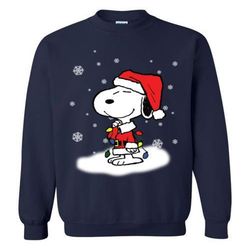 snoopy holding woodstock snowball christmas sweatshirt
