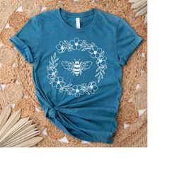 bee botanical shirt, bee t-shirt, nature shirt, summer shirt, gift for her, cute bee shirt,