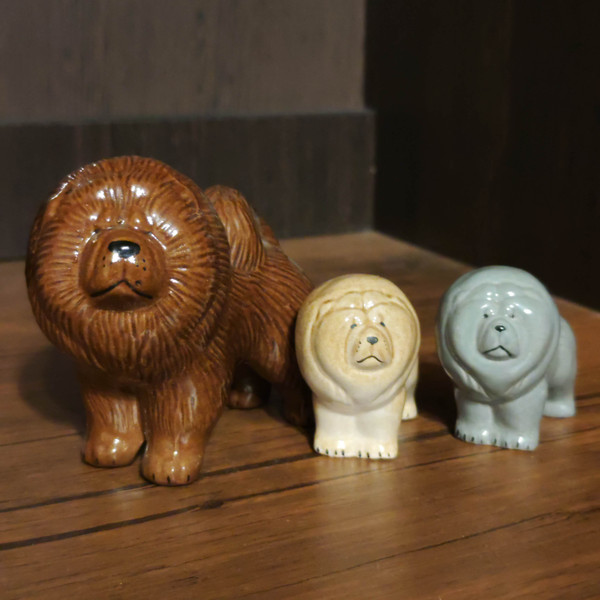Chow chow figurine ceramics handmade, statuette