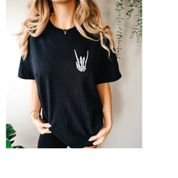 comfort colors skeleton hand shirt, skeleton rock shirt, halloween skeleton t-shirt, skeleton hand halloween, halloween