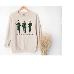 could this be any more off a tshirt, rip matthew perry friends shirt, sweatshirt, hoodie, chandler bing t-shirt, matthew