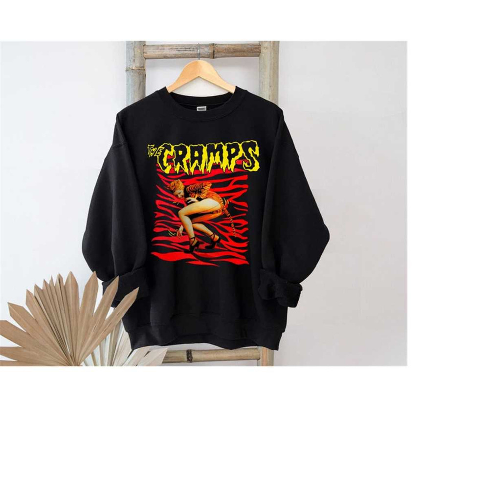 MR-7112023113948-vintage-the-cramps-band-shirt-sweatshirt-hoodie-punk-image-1.jpg
