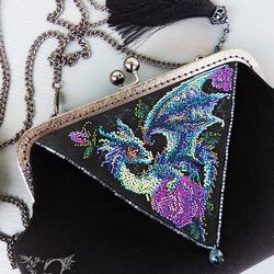 Handmade Dragon Bead Embroidery Velvet Handbag in Vintage Style