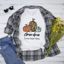 grateful thankful blessed-grandma | personalized t-shirt