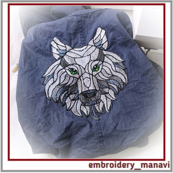 Machine-embroidery-design-photo-stitch-Wolf