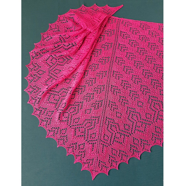 triangular-shawl-wrap-knitting-pattern.jpg