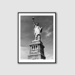 Statue of Liberty Print, Black and White Art, Printable New York City Wall Art Print, New York City Decor, Travel Poster