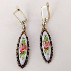 White finift floral earrings Enamel dangle earrings Drop earrings Floral jewelry Vintage jewelry