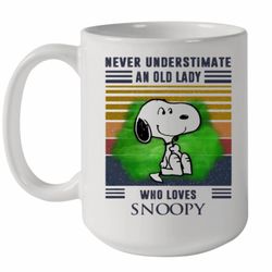 never underestimate an old lady who loves snoopy vintage retro ceramic mug 15oz
