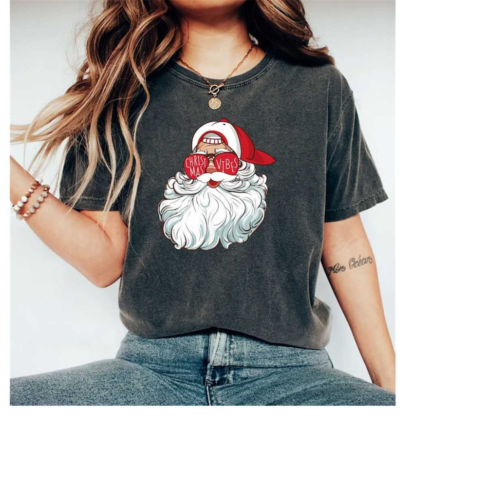 MR-14112023153138-christmas-santa-shirt-retro-santa-shirt-gift-for-christmas-image-1.jpg