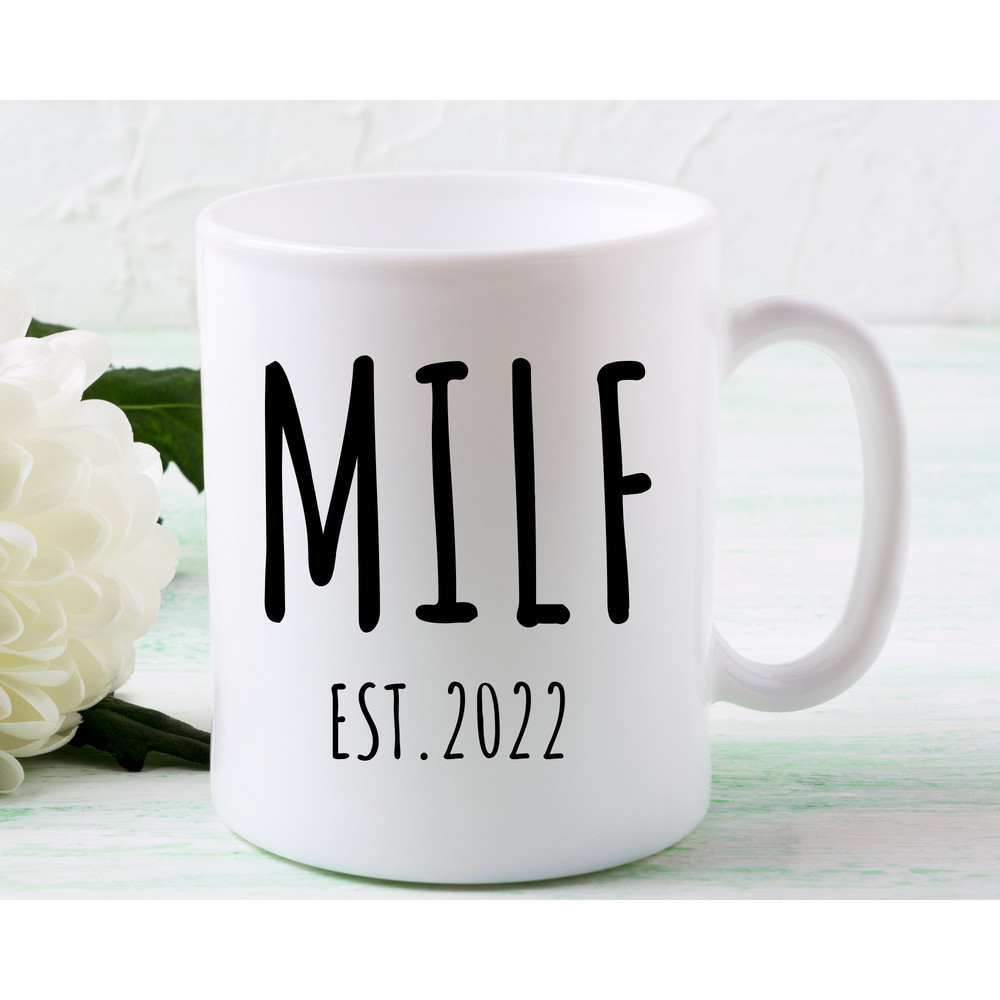 New Mom Gift Est 2022 mug expecting mother first time baby gifts baby shower gifts first mothers day present MILF Congratulations coffee mug.jpg