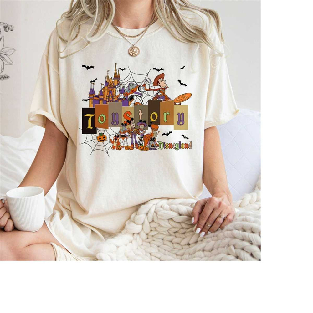 MR-14112023154255-toy-story-halloween-shirt-toy-story-retro-halloween-toy-image-1.jpg