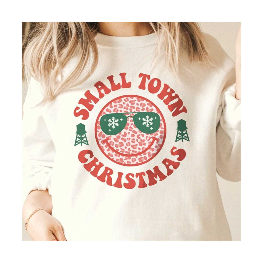 14112023155346-small-town-christmas-svg-smiley-image-1.jpg