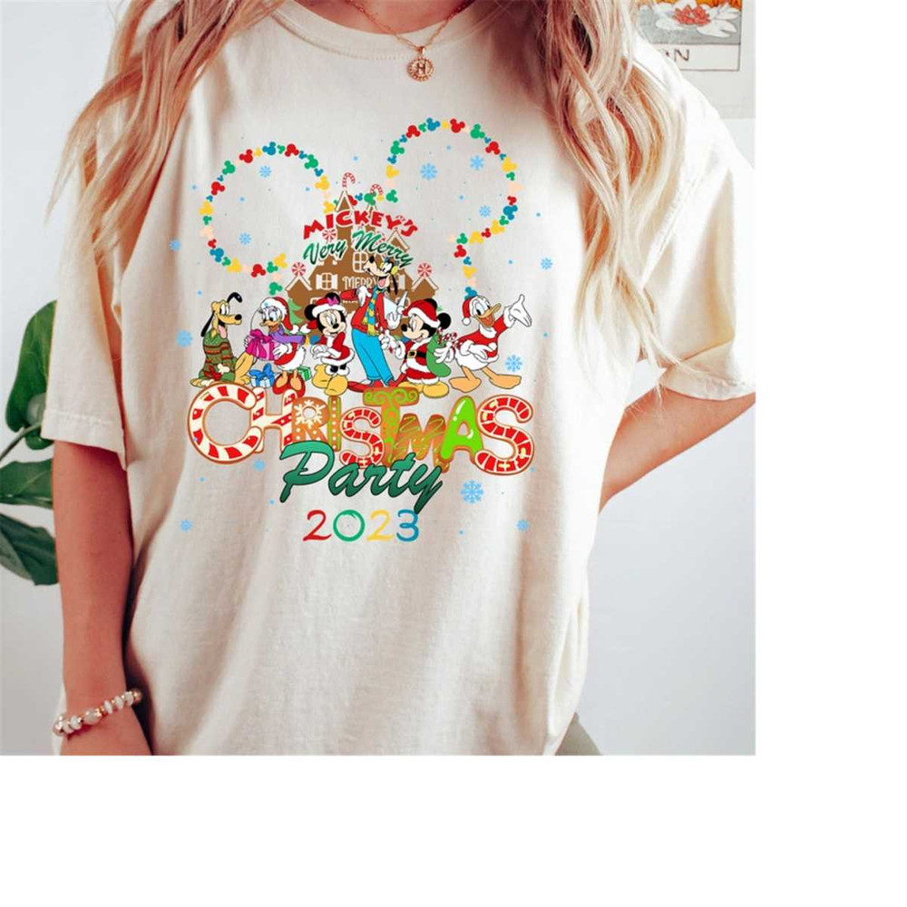 MR-14112023155539-mickeys-very-merry-christmas-party-2023-shirt-disney-image-1.jpg