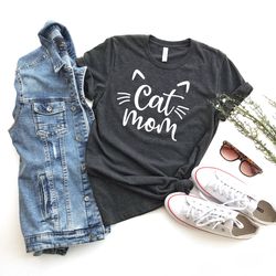 cat mom shirt, gift to mom, pet lover shirt, cat shirt, cat mama t-shirt, cat lover gift