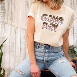 leopard game day shirt for baseball mom, t-mom shirt, baseball shirt for women, baseball season t-shirt, sports mom tee,