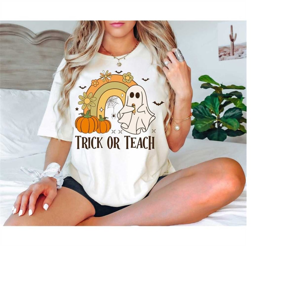 MR-1511202375347-halloween-teacher-t-shirt-trick-or-teach-shirt-spooky-image-1.jpg