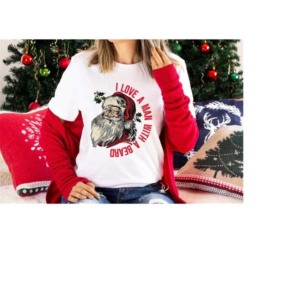MR-1511202383919-i-love-a-man-with-a-beard-shirt-santa-christmas-shirt-retro-image-1.jpg