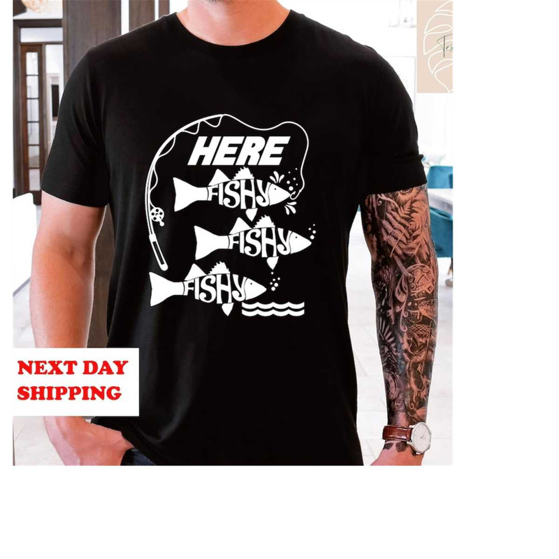MR-1511202317725-here-fishy-fishy-angling-fisherman-fishing-gift-funny-slogan-image-1.jpg
