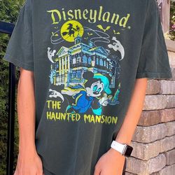 haunted mansion shirt, mickey haunted mansion shirt, retro disney halloween shirt, nightmare on streets, magic kingdom s