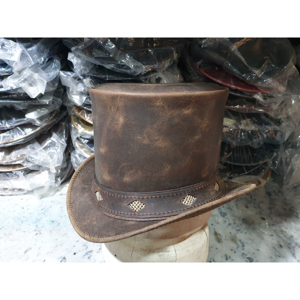 Steampunk Topper Leather top Hat (2).jpg