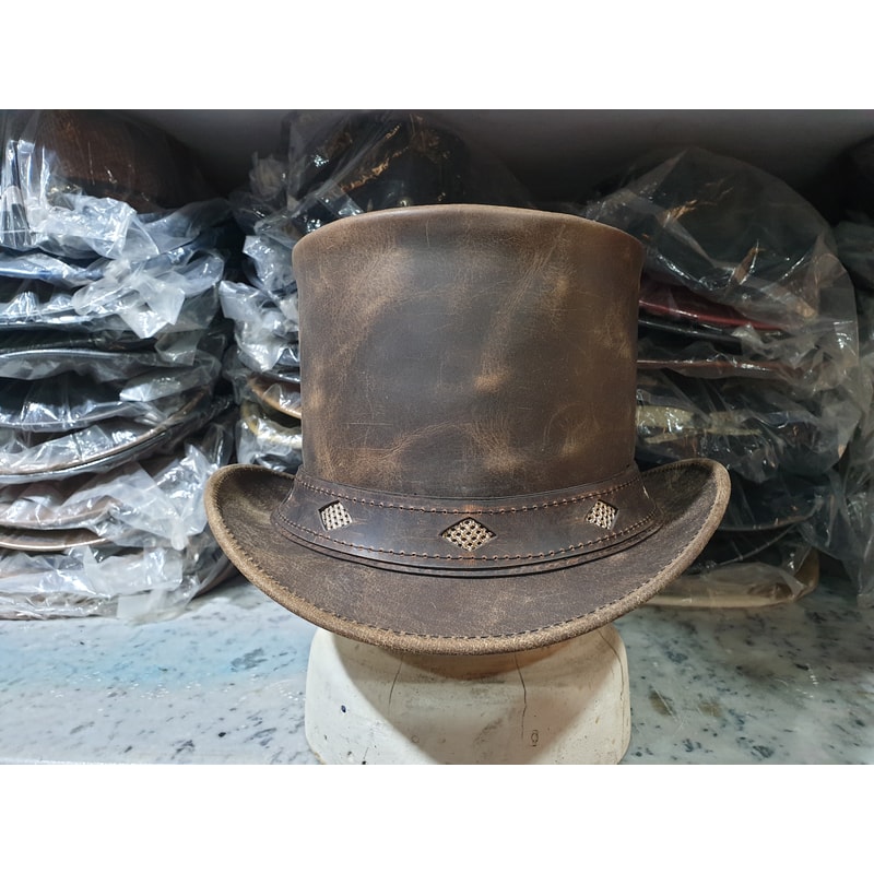 Steampunk Topper Leather top Hat (3).jpg