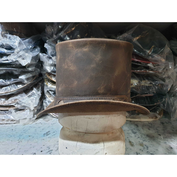Steampunk Topper Leather top Hat (4).jpg