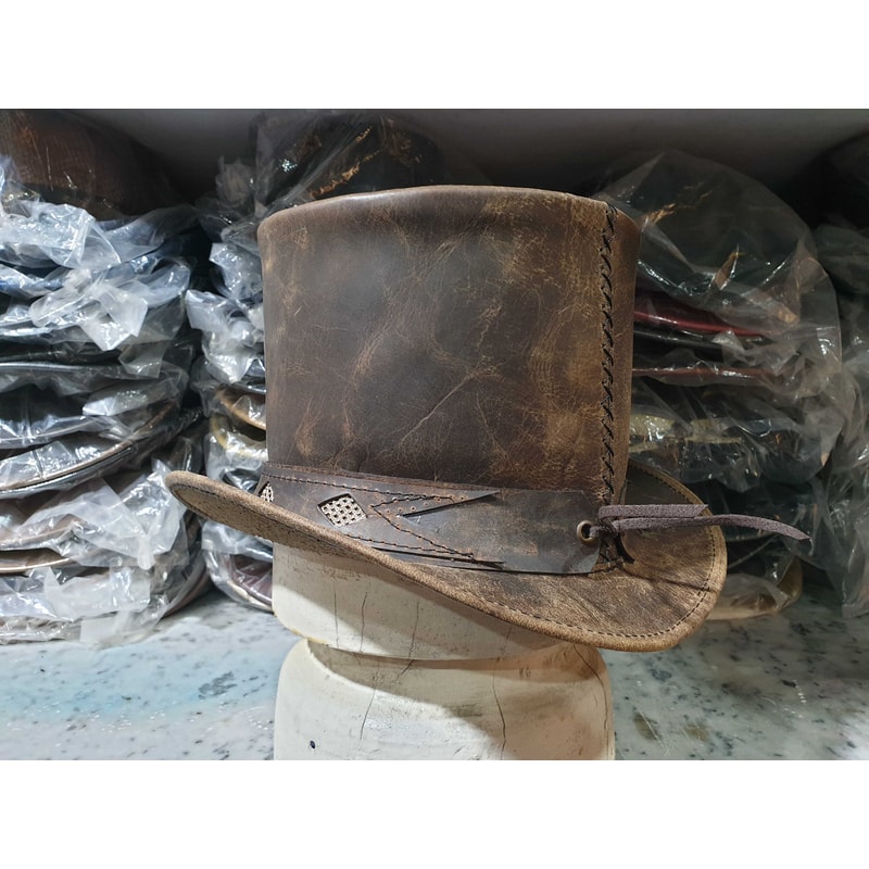 Steampunk Topper Leather top Hat (5).jpg