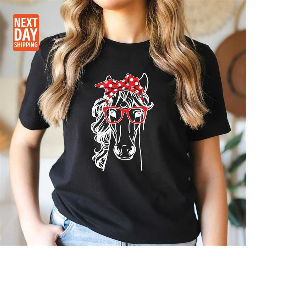 MR-15112023193529-horse-shirt-pretty-horse-with-bandana-horse-gift-horse-image-1.jpg