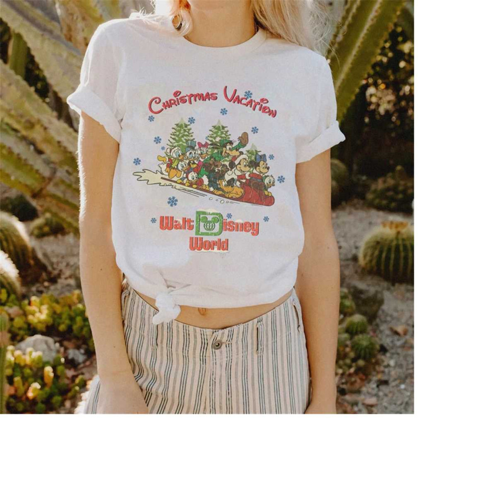 MR-1611202391722-retro-walt-disney-world-christmas-vacation-shirt-mickey-and-image-1.jpg