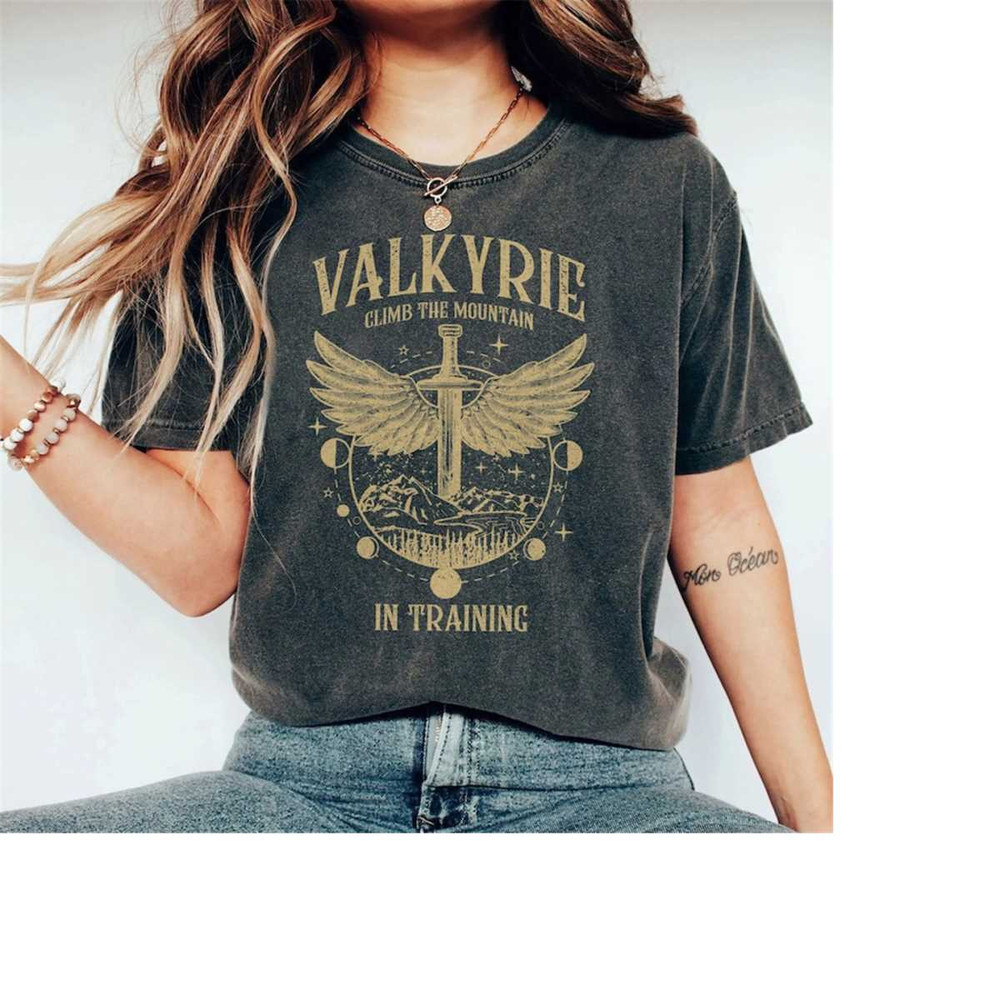 MR-16112023111332-acotar-t-shirt-valkyrie-nesta-archeron-tee-shirt-officially-image-1.jpg