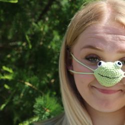 Crochet PATTERN Frog nose warmer. Animal lover gift. Toad mask. Digital Download cute crochet pattern