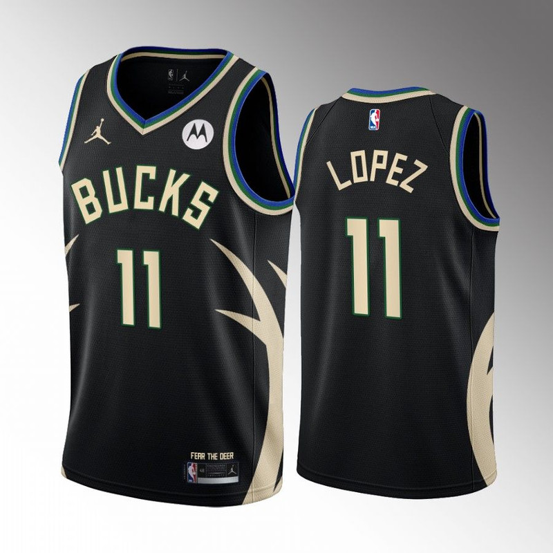 Milwaukee Bucks Brook Lopez 2022-23 Black Jersey.jpg