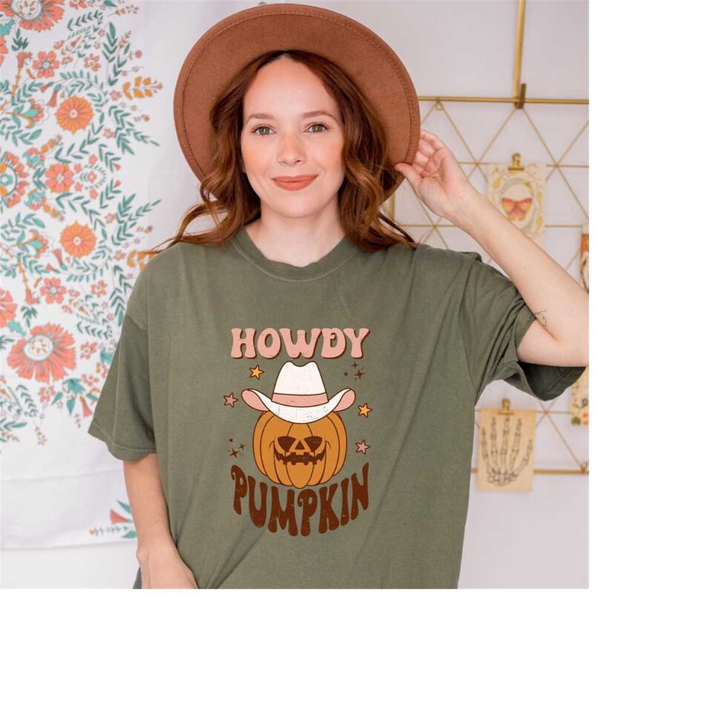 MR-16112023144059-comfort-color-howdy-pumpkin-halloween-shirtcowgirl-party-tee-image-1.jpg